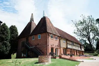 2 Weaver's Cottage - email for a discount on 3-6 night stay