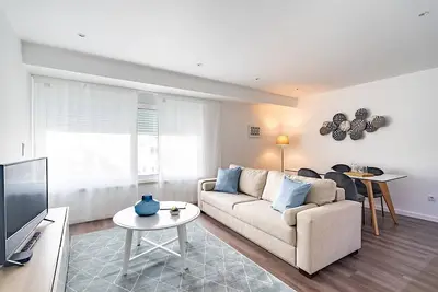 Image de Savory Beige Apartment, Ac, Wifi! New!