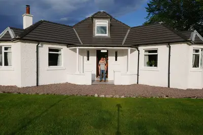 Image de Cosy Hygge/ Scottish themed home by Loch Ness