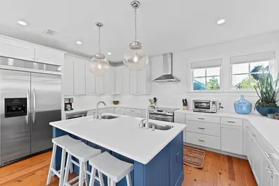 Image de 4 Bikes! South of 30a! Lookout Tower with Panoramic Views!