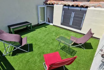 Image de House near the sea and the Canal du Midi.