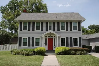 Image de 8th Green Cottage \"A relaxing Oasis in the city\" Guesthouse