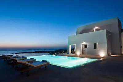 Image de Platinum Paros Villa | 6 Bedroom Villa | 2 Private Infinity Pool & Beautiful Sea Views | Parikia