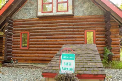 Image de Moose Lodge Cabin, chalet & apartment, & 2 Hot tubs! Sleeps 23