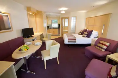 Image de Studio Apartment | Lakeside Resort | Sleeps 2