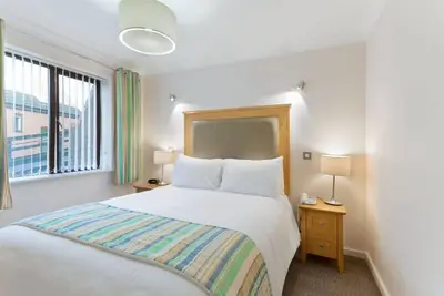Image de Modern 1-Bed Apartment | Seaside Resort | Sleeps 4