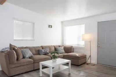 Image de Remodeled Bungalow in the heart of Tucson