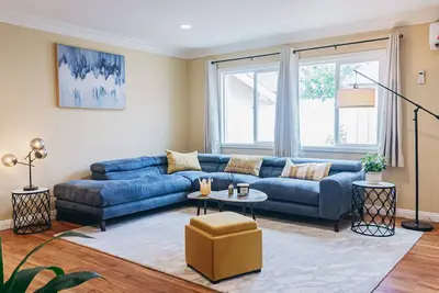 Image de Cozy And Friendly Stay | Perfect Location | Near Disney