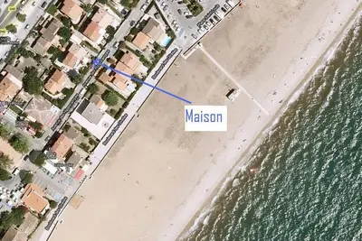 Image de Maison 3 chambres 90m² à Hyères au bord de mer à 50 mètres de la plage
