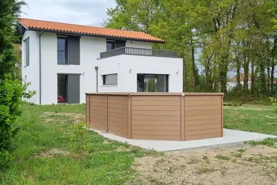 Image de \"Le Pré Fleuri\" 3* Villa neuve 3 chambres cadre nature et Piscine 40150 Angresse