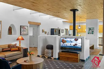 Image de Casa Manzana Retreat - An Irvie Home