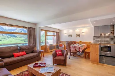 Image de Le Shamrock (Le Lac) by Interhome