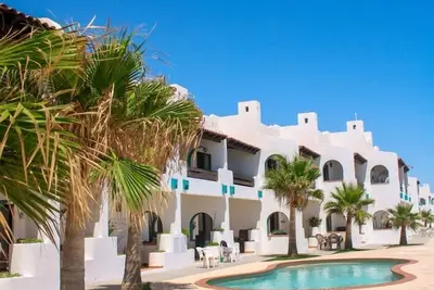 Image de Paradise Villas #2: Beachfront bliss with endless ocean views and pool access