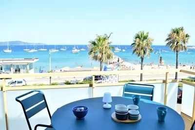 Image de Appartement T2 climatisé avec parking à Cavalaire-sur-Mer