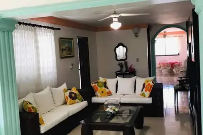 Image de Sanitized Large Caribbean Sea beach entire apt 3 Bedrooms, free wifi & netflix