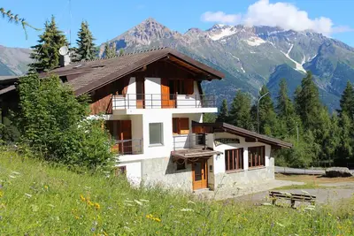Image de Private spacious Chalet set at the foot of the mountain trails in Sauze D'Oulx
