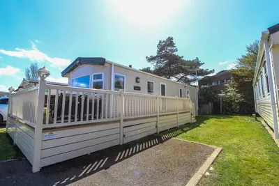 Image de Brilliant 8 berth caravan near Walton-on-the-Naze in Essex - 17023nm
