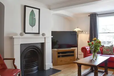 Image de 5 chambres hébergement à Wimborne