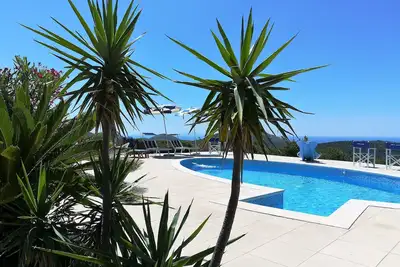 Image de Holiday resorts pour 10 personnes, avec piscine