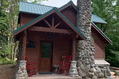 Image de Four Seasons Cabin: 10 minutes de Mount Rainier, à 20 minutes de Ski White Pass