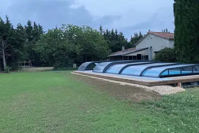 Image de Villa Marguerittes avec piscine privée