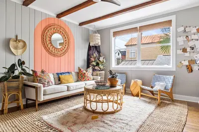 Image de Southern Shangri-La (Unité C) - Centre-ville historique - À seulement 2 pâtés de maisons de King Street!