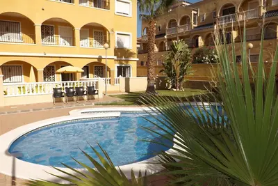 Villamartin Appartement, Solarium privé, vue sur la mer, Aircon, wifi gratuit