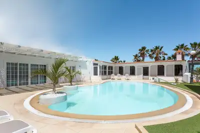Image de Villa Alamos Park, Golf Del Sur - Huge 10 bed villa with private pool