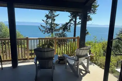 Image de Oceanfront/1 bedroom condo/French Beach, 3 acre secluded rain forest/\nrural calm