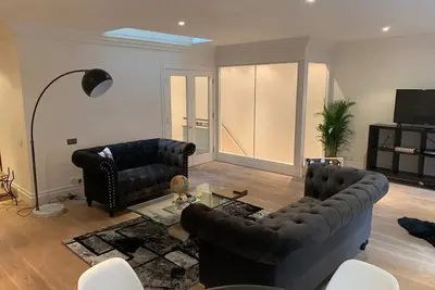 Image de Élégant 2 pièces Mews dans le centre de Londres