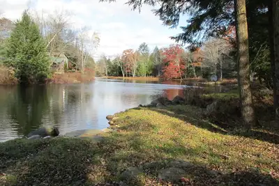 Image de Log Cabin - Lac Pauline Waterfront - 2 miles à Okemo Mountain / Jackson Gore