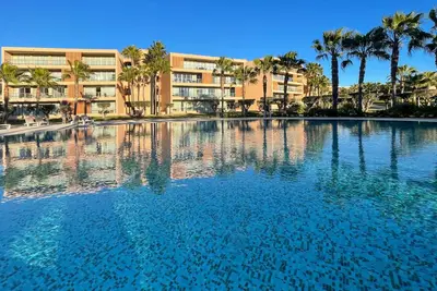 Image de Herdade dos Salgados, T3 7d-1a, Vila das Lagoas