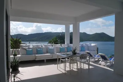 Image de Lux 5-Br Villa avec piscine privée / Chef