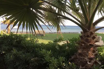 Image de The sea right at your feet near the city center