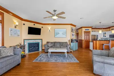 Image de Waves Village Resort Hatteras couchers de soleil ���� gogo! Services et installations du complexe sur place avec bain à remous et piscine (Wv19 - Downwinder)