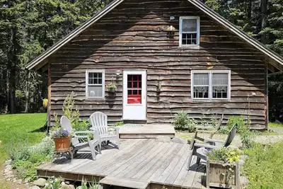 Image de Gilbert Cottage - intimité boisée dans le port de Southwest