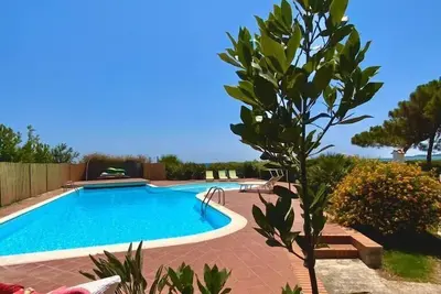 Image de Belle de Split Villa, Ă droite sur la plage avec piscine et court de tennis!