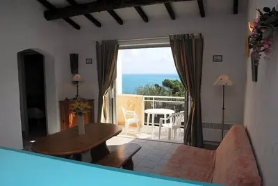 Image de Panoramic sea view from each accommodation