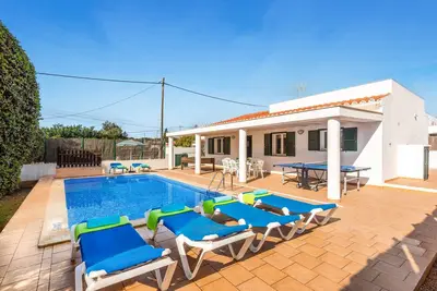 Villa Amalia Family chalet. Private Pool, Free Ac / Wi-fi