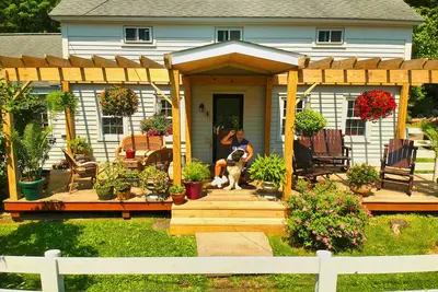 Image de Star Field Farmhouse. . . Cooperstown Dreams Park Paradise awaits!