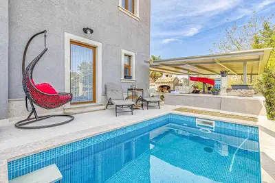 Image de Holiday House Lidia i Rina with pool