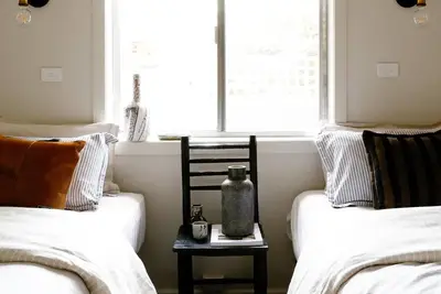Image de Jasper, a centrally located apartment