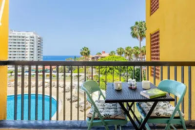 Image de 32. Bright Copacabana ocean view, free WiFi
