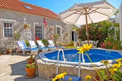 Image de Romantique Villa w / patio et la piscine, une intimité totale