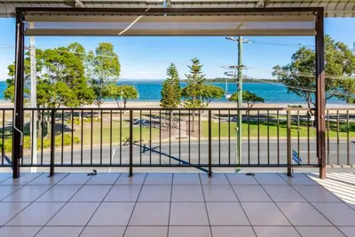 Image de Boasting some of Bribie's Best Waterviews