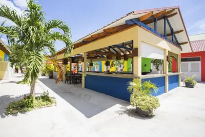 Bon bini at Willemstad Resort!