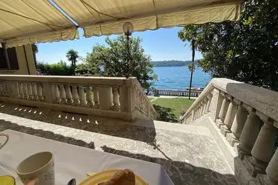 Image de Garda lake Salò Luxury apartment old romantic family Villa, terrace garden