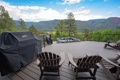Image de Luxury Home with Great Views, Decks, Hot Tub, Ac - 15 Min to Downtown Durango