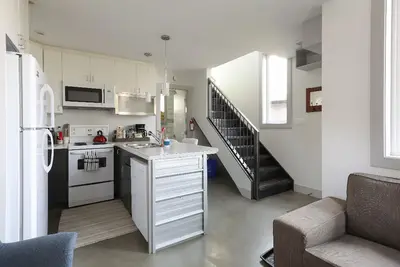Image de Modern tranquil minimalist home