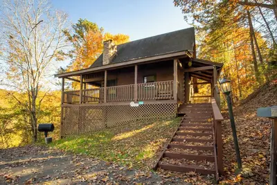 Image de Walking Distance to Fishing Ponds, Putt Putt, Swimming Pool & More Amenities! !